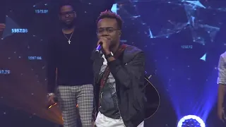 Travis Greene In Powerful Worship   YouTube