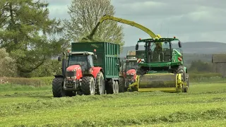 Silage 24 gets underway LIFTING & PITWORK JD 9800i and MF tractors carting 23/04/2024