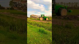 JOHN DEERE 8R 340 plowing #johndeere #tractors #plowing