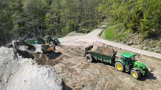 Per Reese Maskin A/S Spreading Manure | 2x John Deere 6155R | 1x John Deere 6R 150 | Volvo EC140E