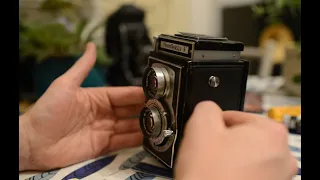 How to shoot with a Peerflekta Twin Lens Reflex Camera