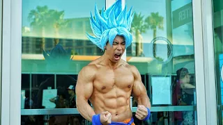 BEST SAN DIEGO COMIC CON 2017 | SSJ BLUE GOKU COSPLAY