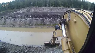 Копаем большой пруд. How to dig a large pond.
