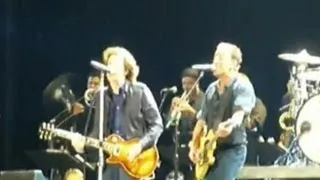 Bruce Springsteen, Paul McCartney Cut Off on Tour 2012: Guitarist Calls Britain a 'Police State'