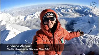 Líderes de Altura en la cima de Dhaulagiri a 8,167m