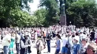 Караоке на майдане г.Бердянск  Приморская площадь 05.06.2016