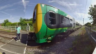 Level Crossings Safety in 360°