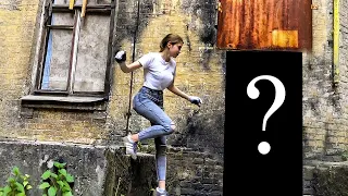 WHAT GIRLS FOUND IN ABANDONED BUILDING ? (Subtitles available !)