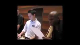 Proof that Floyd Mayweather cannot read