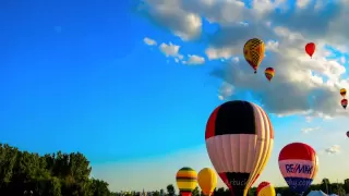 Gatineau Hot Air Balloon Festival / Montgolfieres de Gatineau 2012 - Time Lapse