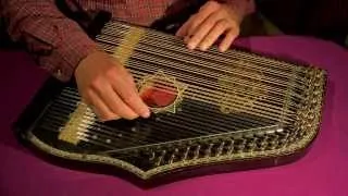 "Dream" played on a German 5-Chord Zither by Etienne de Lavaulx