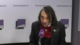 Cédric Villani : "la méthode de Singapour décline les concepts mathématiques en plusieurs étapes"