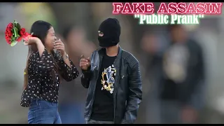 FAKE ASSASIN "PUBLIC PRANK" | Bat kayo Tumakbo may kausap lang ako😂