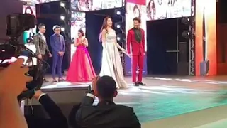 Nora fatehi and Rajkumar roy dance together at Filmfare award