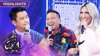 Vice and Jhong are forced to laugh at Ogie's joke | Miss Q and A: Kween of the Multibeks