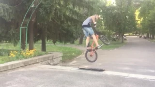 Трёха с вылета BMX|#360 БМХ|#How to 360|#Vans|#Stolen|#total| #как  делать треху с вылета..