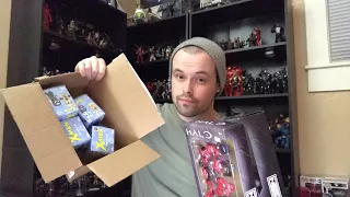 Saturday night live stream. UNBOXING AND TALKING FIGS!!!