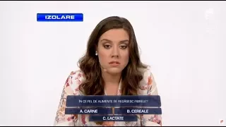 Fiica, în camera de izolare, mama, în fața zidului