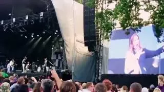 The Hives - Hate To Say I Told You So, Live at Kendal Calling 2016