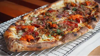 Quatre Viande Pizza - Von's 1000 Spirits (downtown Seattle)