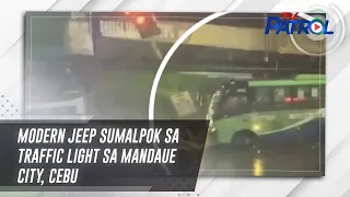 Modern jeep sumalpok sa traffic light sa Mandaue City, Cebu | TV Patrol