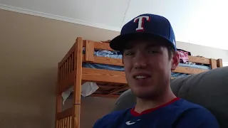 Rangers fan reacts to Fernando Tatis hitting a grand slam on a 3-0 pitch