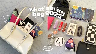 what’s in my bag? // 2023☆.｡.:* 🌙 my daily essentials