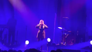 Lara Fabian - CARUSO (LIVE, Lyon, Oct. 12 2022)