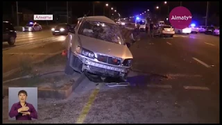 В Алматы три человека погибли в жутком ДТП (26.07.17)