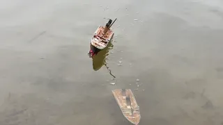 ￼ Titanic model 1/570 sinks in pond! Failed test #1