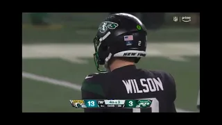 Zack Wilson throws a terrible pass and gets boo'ed from the Fans