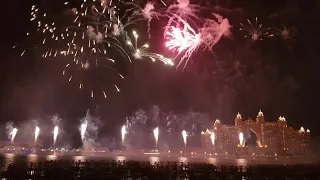 New Years Eve. Dubai 2020 Dubai Atlantis fireworks- The Pointe View(1)