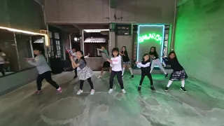 Baby Shark (Trap Remix) || Dance Kids || Rumah Balarea Squad