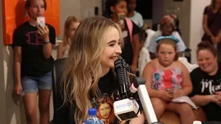 Sabrina Carpenter Surprises Fans at Monroe Carell Jr. Children's Hospital