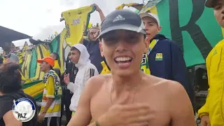 El aliento de los Hinchas del Atlético Bucaramanga en el Atanasio Girardot