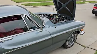 1971 Volvo P1800E engine running