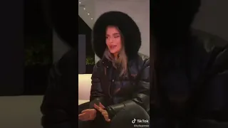 kylie making fun of kim and Kourtney: tiktok