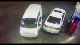 Failed hijacking by quick thinking driver in South Africa.