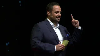 Dünya Sahnelerinde Türkiye’den Bir Tenor | Murat Karahan | TEDxIstanbul