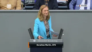 Streit im Bundestag um die Bahnreform