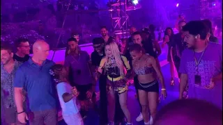 MADONNA Goes Rollerskating at The DiscOasis!