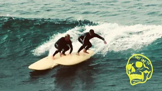 End of summer fun ! Sam and Seb Smart challenge each other on the MF 10 SOFTBOARDS (over the rocks)