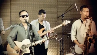 Indra Lesmana & Friends ft. Sandhy Sondoro - Tak Pernah Padam @ Mostly Jazz in Bali 11/09/2016 [HD]