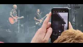 OneRepublic live on Pinkpop 2023 - Stop and stare