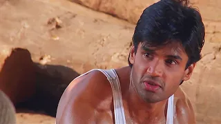 4 - 4 खून करके मुझे कोई अफ़सोस नहीं मैं बहुत संतुष्ट हूँ Suniel Shetty Zabardast Scene - Mohra