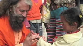 Pujya Swamiji's Divine Life