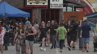 Storm chances don't put a damper on Fry Street Fair in Denton, Texas