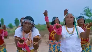 Bana  9ans(Buzub' Bwa Ba Bakal' clip officiel)muntuta