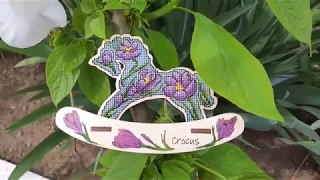 Фрузелок: лошадка-качалка "Крокус", вышивка на деревянной основе. От обзора до готовой работы.
