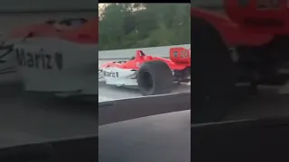 F1 CAR CRUISING ON THE HIGHWAY 😳